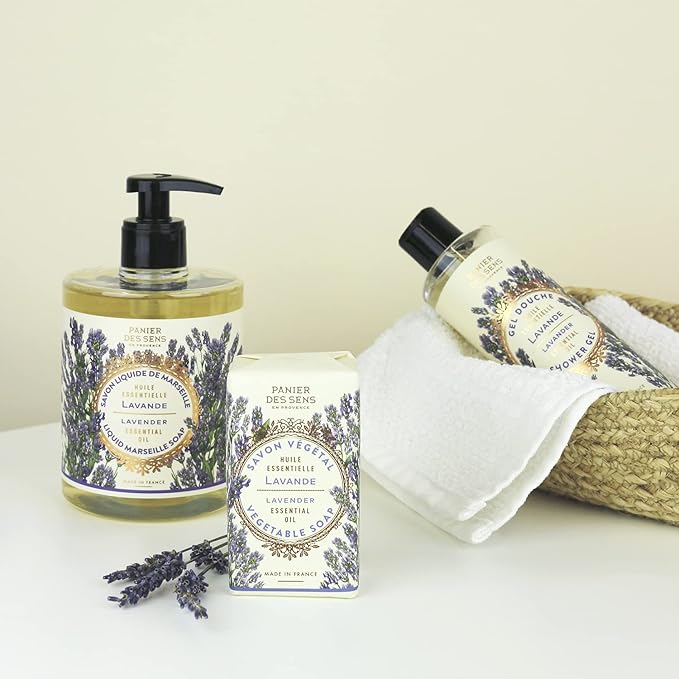Panier des Sens - Lavender Bar Soap - Moisturizing Gentle Scented Soap Bar - Natural Soap with Sweet Almond - 97% Natural Ingredients Made in France - Vegan Friendly - Body & Hand Soap Bars 2x5.3 oz
