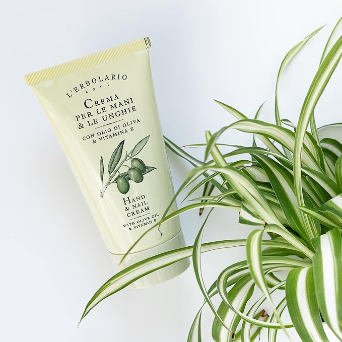 L'Erbolario Hand and Nail Cream - Moisturizing Hand Lotion for Women and Men with Shea Butter - Hand Cream for Dry Hands and Fragile Nails - 2.5 oz