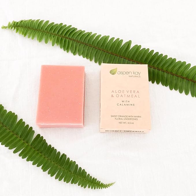 Aloe Vera & Oatmeal Soap Bar with Calamine, Natural & Organic Ingredients - Organic Aloe Vera & Colloidal Oats. Face & Body - for Men, Women & Teens. Gentle Body Wash. 4.5 oz Bar