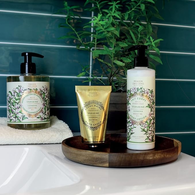 Panier des Sens - Small Hand Cream for Dry Cracked Hands - Verbena Mini Hand Lotion for Dry Skin - With Shea Butter and Olive Oil - Hand Care 97% Natural Ingredients - Travel Size 1 floz