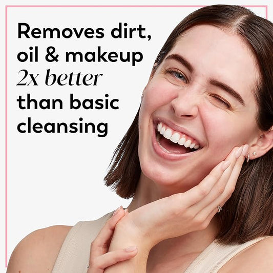 Olay Daily Facials, Daily Clean Makeup Removing Facial Cleansing Wipes, 5-in-1 Water Activated Cloths, Exfoliates, Tones and Hydrates Skin, 66 count