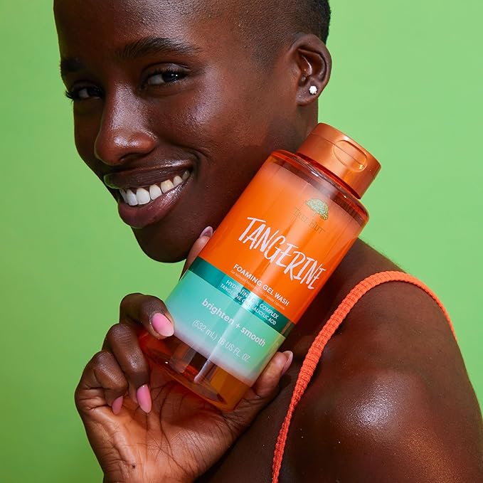 Tree Hut Tangerine Foaming Gel Wash | Cleanse & Soothe Skin without Stripping Moisture | Made with our Hydrating Oil Complex | 18 fl oz.